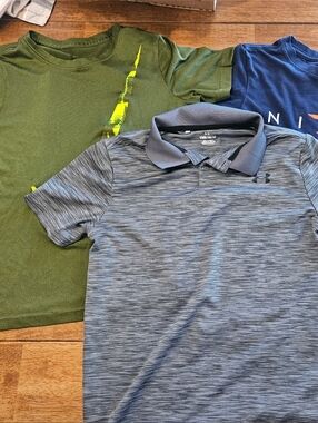 Under Armour & Nike Boys Size Medium.